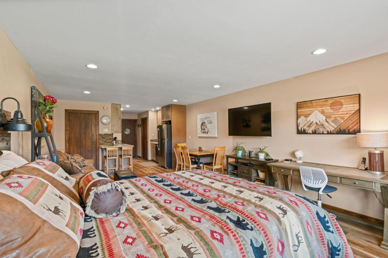 New Tamarron Lodge Unit-Amazing Views And 10 Miles To Purgatory! 두랑고 외부 사진